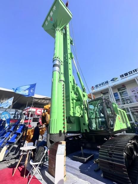 176kW Power Pack Vibroflot idraulico adattato alla frequenza dello strato del suolo per la resistenza alla liquefazione