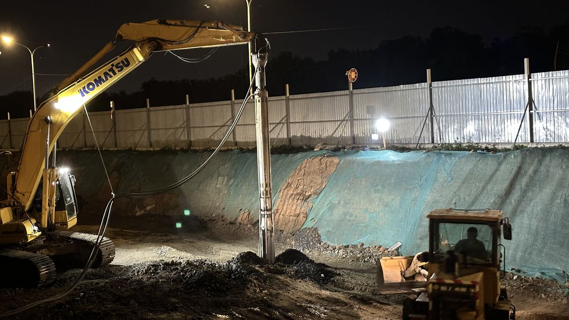 BVEM 2600 giri/min velocità di rotazione Dispositivo di vibroflottazione montato su escavatore che condivide l'impianto idraulico